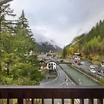 Finestra Sul Monte Rosa Apartman