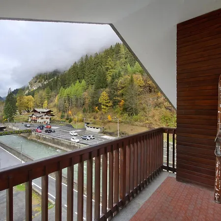 Finestra Sul Monte Rosa *