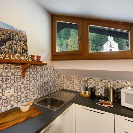 Finestra Sul Monte Rosa アパート *